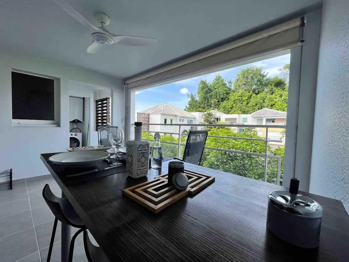 Poz Soleil Appartement Les Abymes